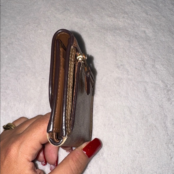 Coach Brown and Tan Signature Compact Coated Canvas and Leather Wallet EUC - Picture 5 of 15